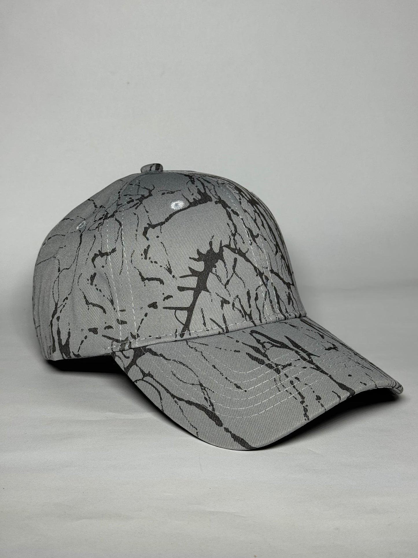 White Dynamic Abstract Splatter Art Baseball Cap