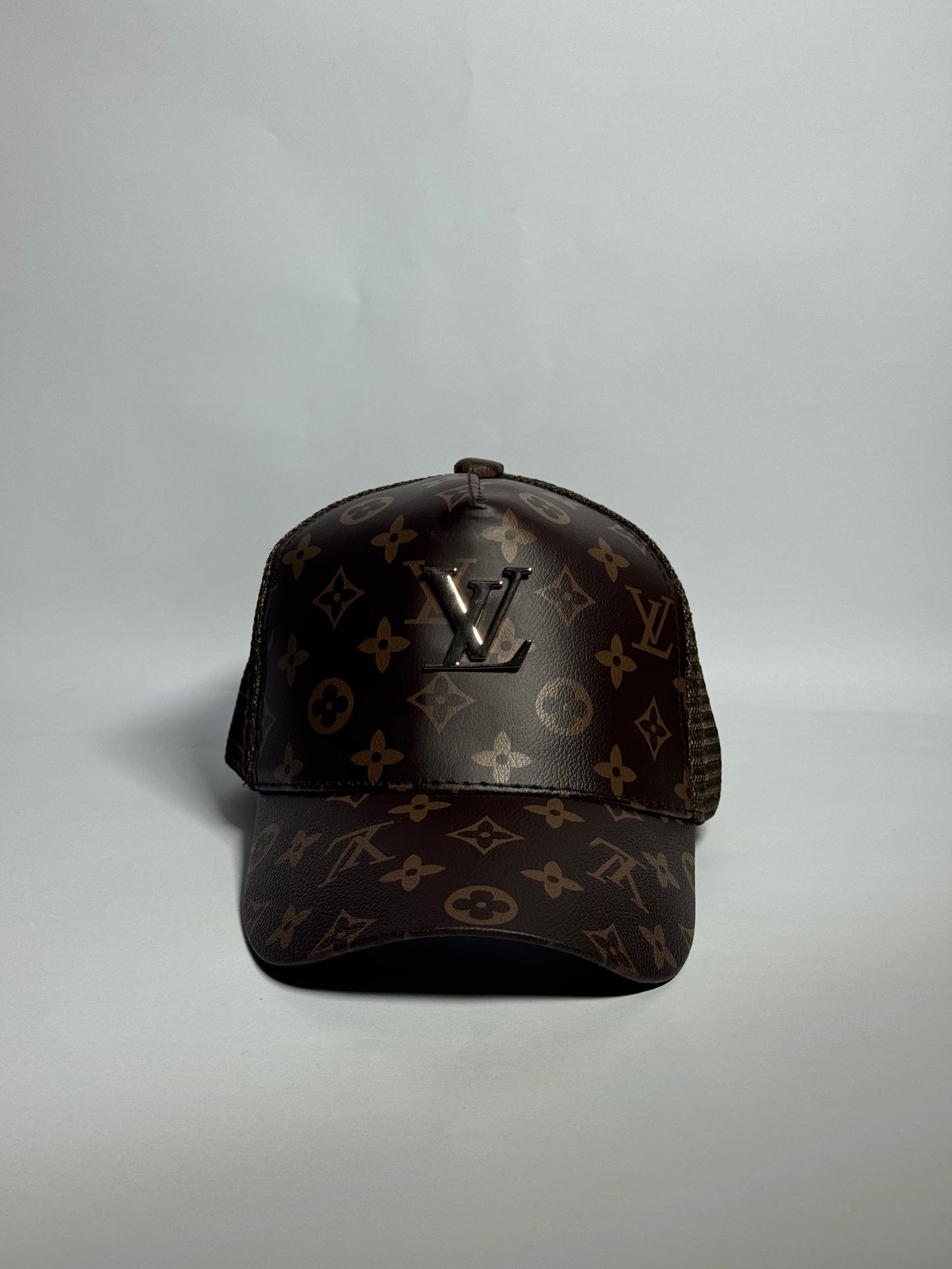 'LV' Patterned Logo Trucker Cap-Black