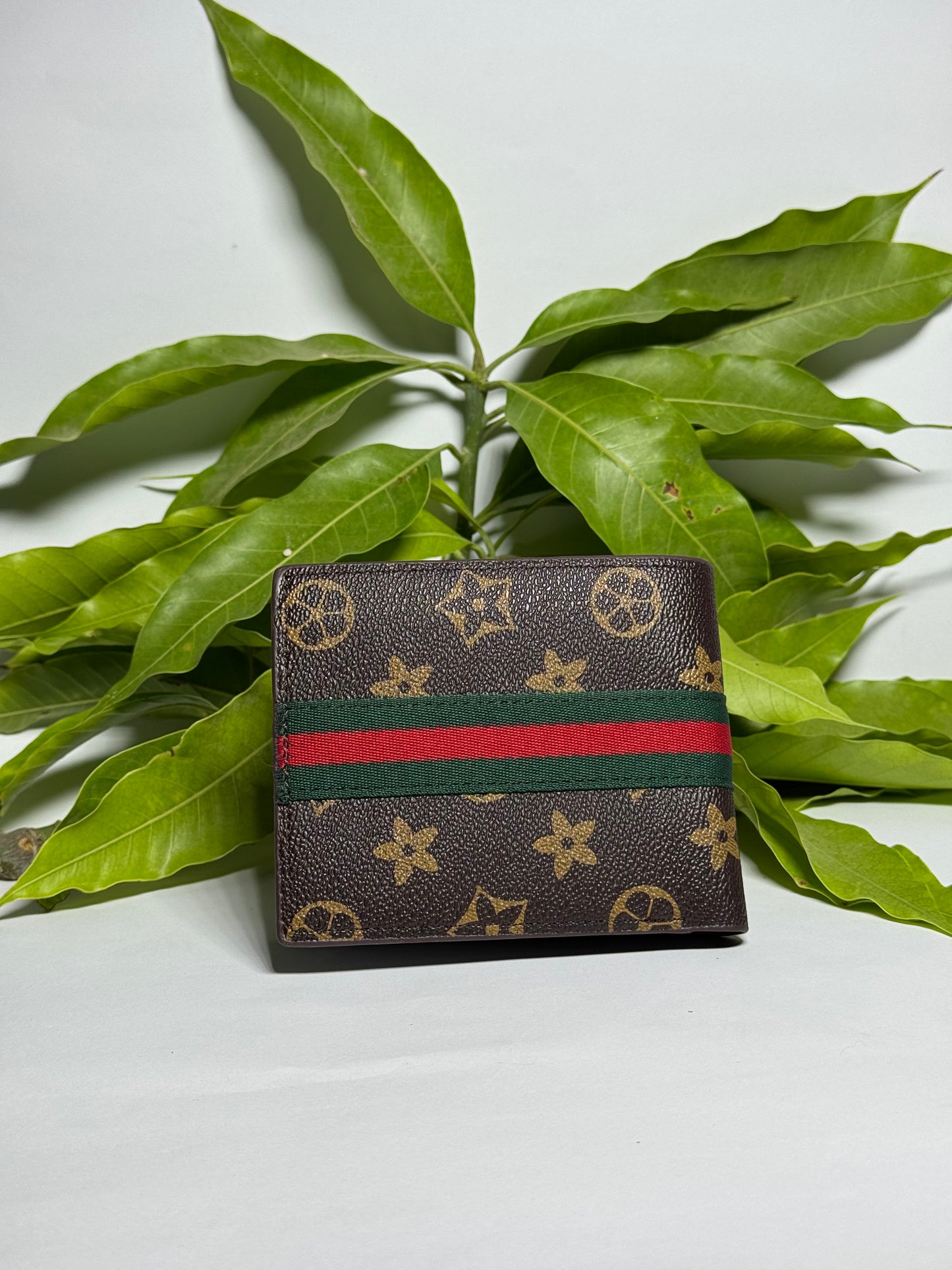 Stylish Brown Wallet with Green and Red Stripe
